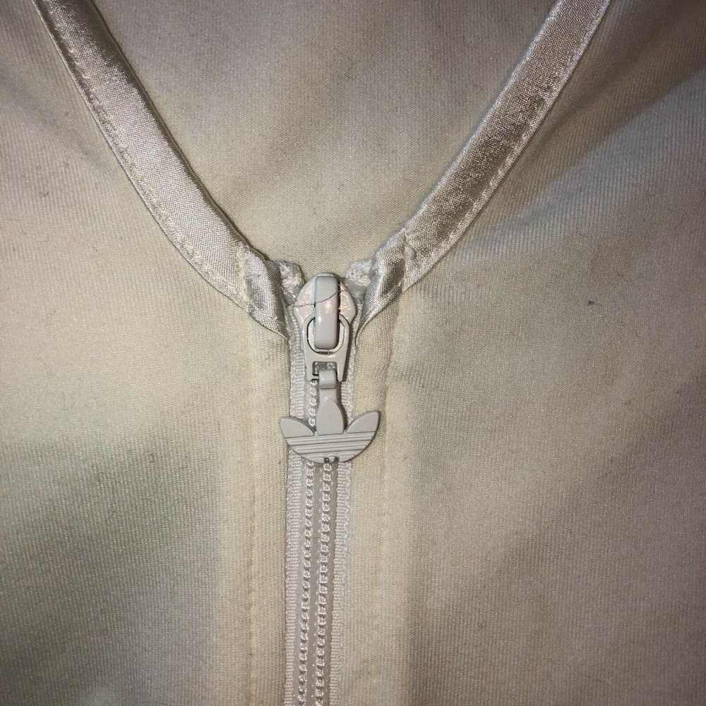 Vintage Y2K ADIDAS Womens Ivory Stretch Hooded V-Neck Zipper Cropped Jacket - Picture 5 of 12